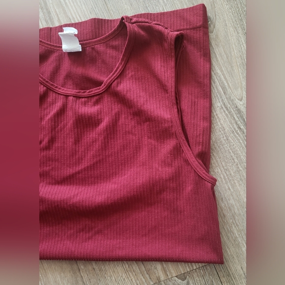 Zyia Brick Parallel Tank - Picture 4 of 4